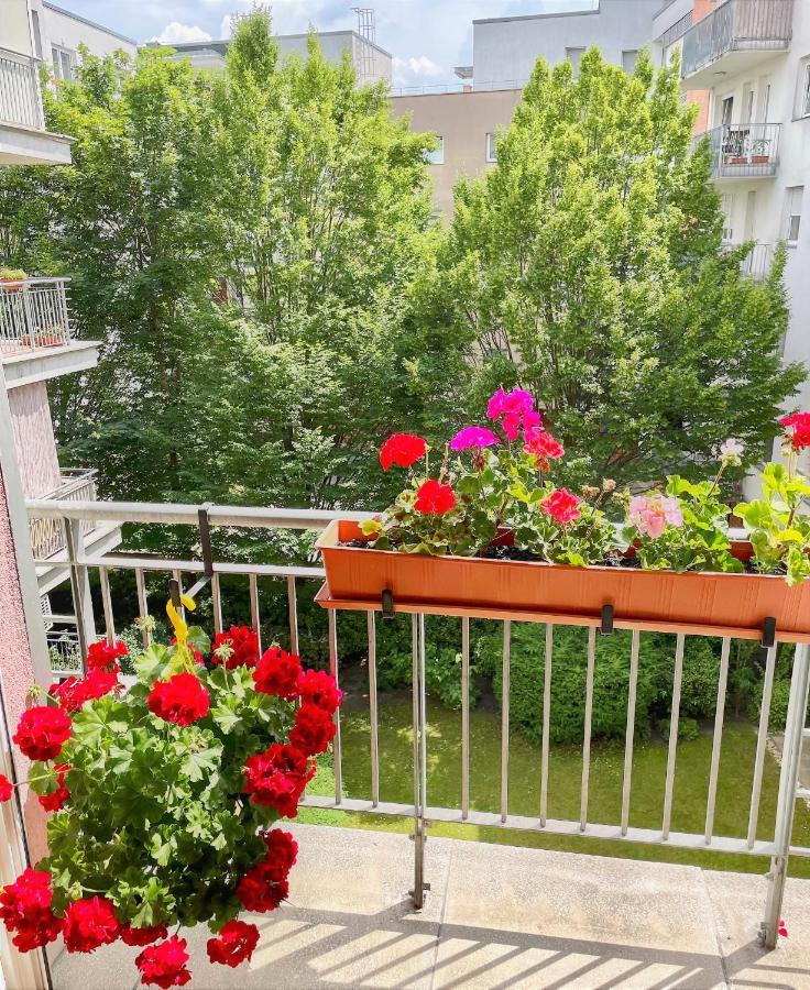 Feel Home Deluxe Corvin # Free Parking # Ac # Elevator Budapest Exterior foto